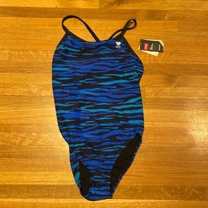 TYR new bathing suit size 40 chlorine proof, antimicrobial lining, 100% colorfst